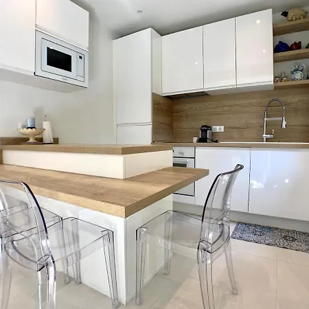 Apartment Petite Maison Plage Palm Beach A Cannes *